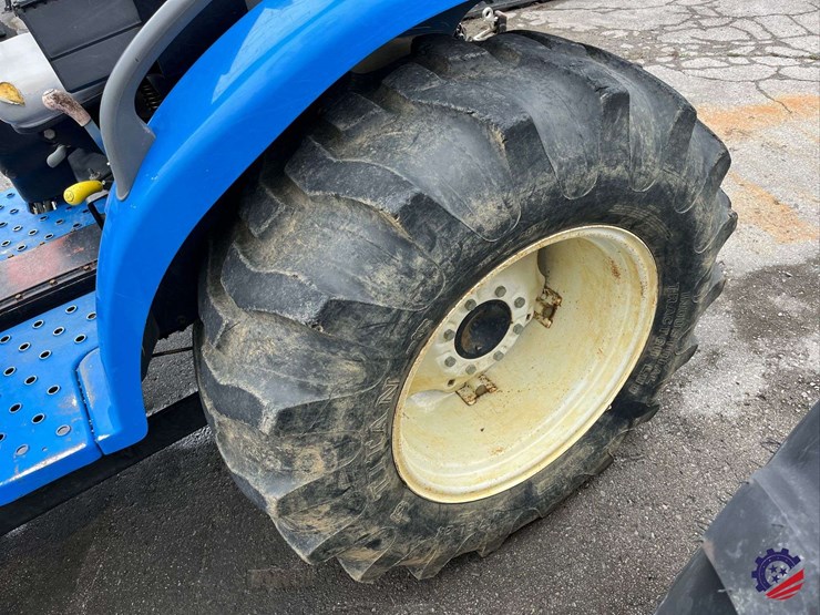 new-holland-tc40a-image-6