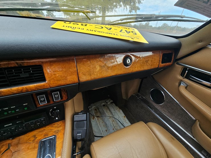 #21242-•-1990-jaguar-xjs-passenger-car-image-30