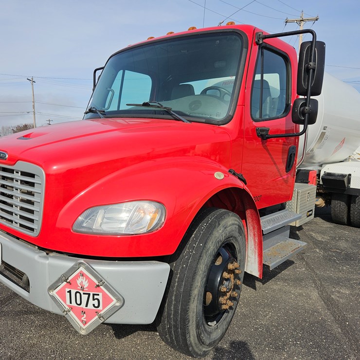 2016 FREIGHTLINER S2G
