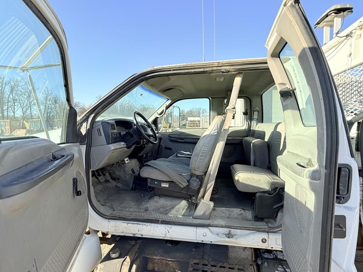 2000-ford-f650-sd-image-37