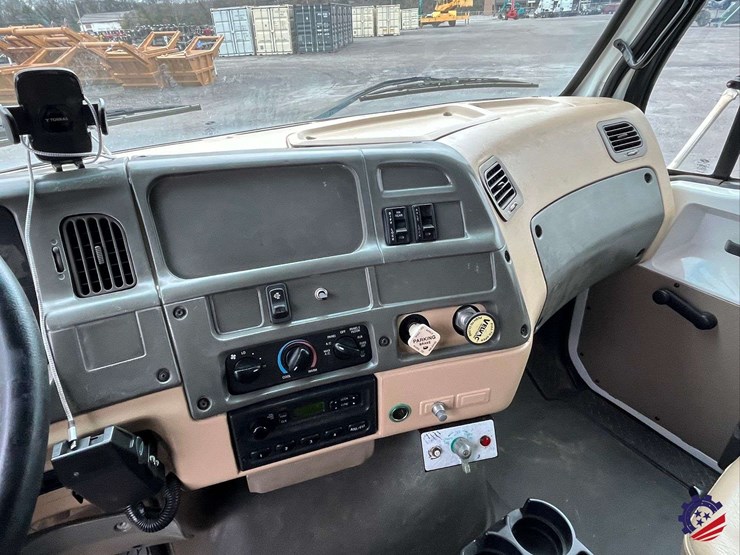 2008-sterling-l7500-image-62