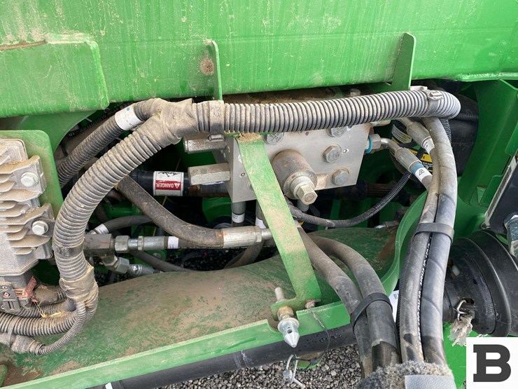 2023-john-deere-hd35r-image-37