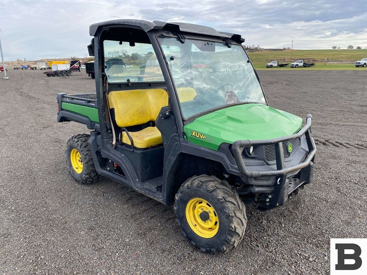 john-deere-835e-image-7