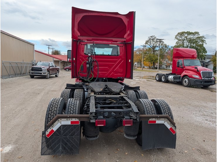 2019-international-lt-image-8