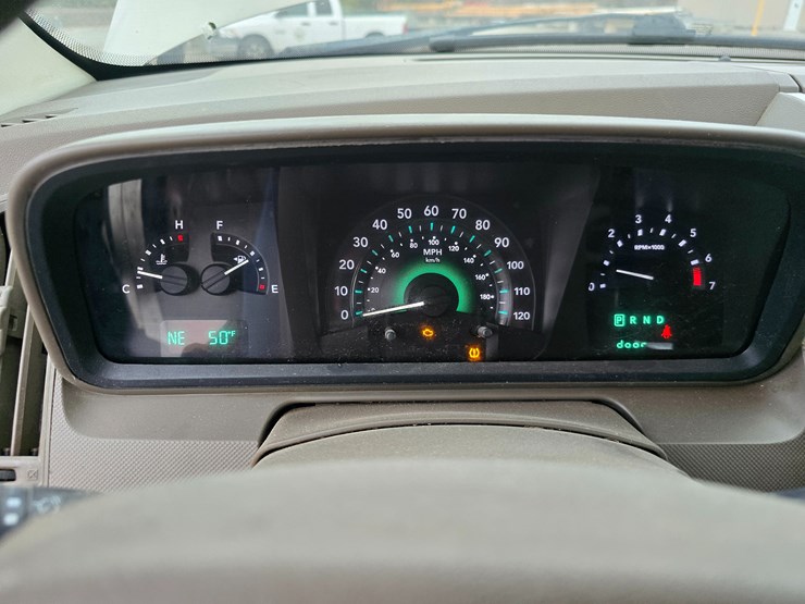 2009-dodge-journey-image-43