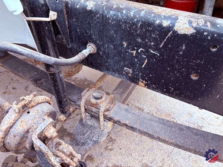 1998-freightliner-fl70-image-68