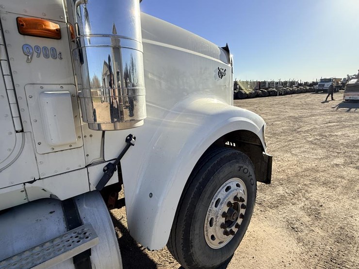 #1972-•-2008-international-eagle-day-cab-truck-tractor-image-25