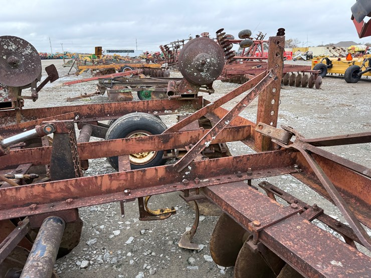 john-deere-7-image-39