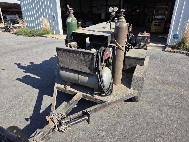 miller-bobcat-225g-image-2