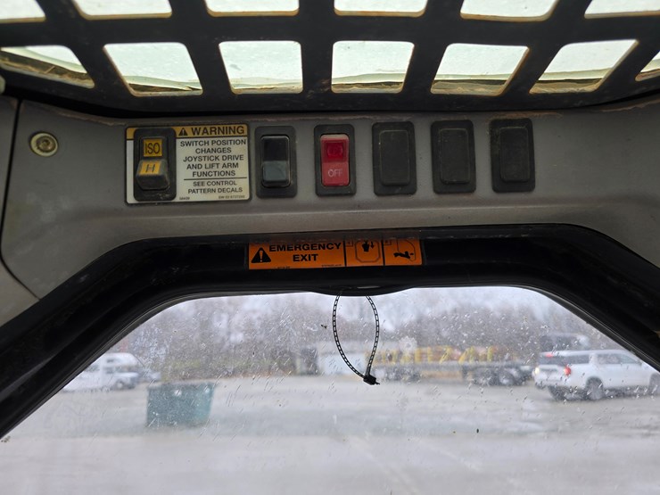 bobcat-t250-image-63