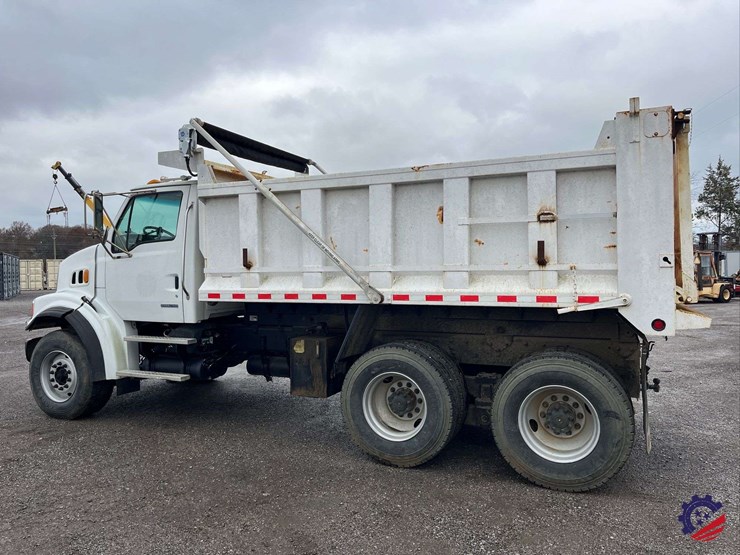 2008-sterling-l7500-image-2