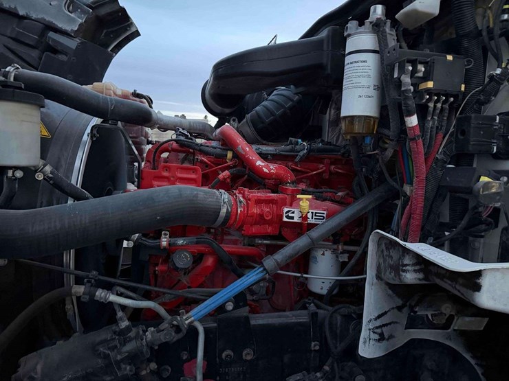 2019-international-hx620-image-5