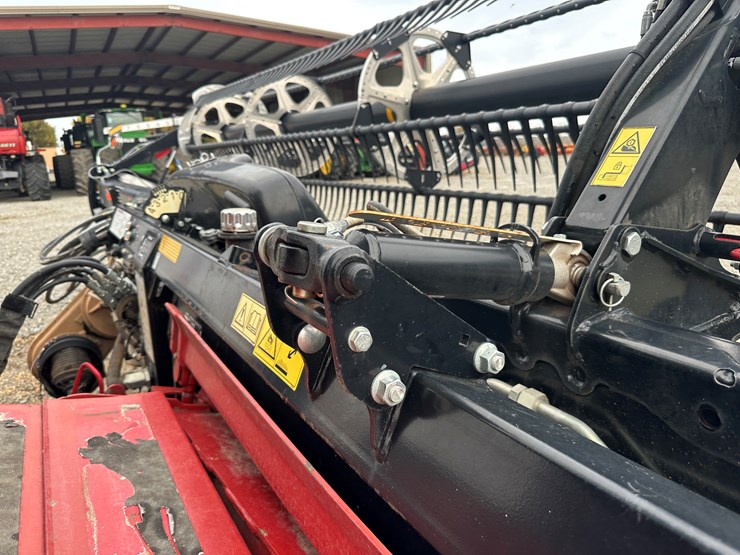 2022-mac-don-fd240-image-17