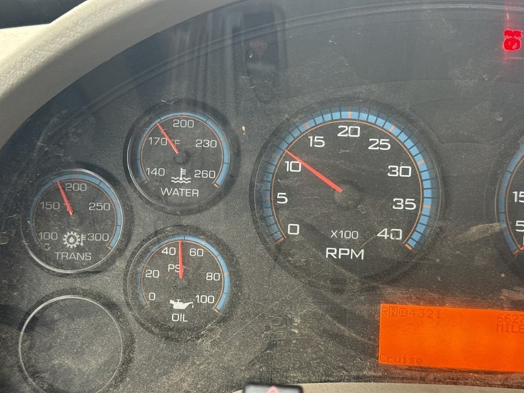 2002-international-7400-image-77