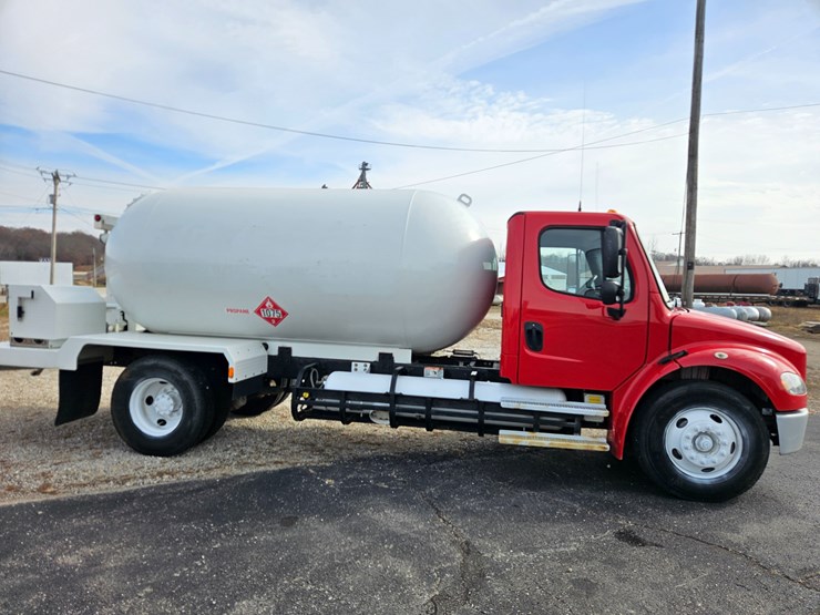 2018-freightliner-s2g-image-22