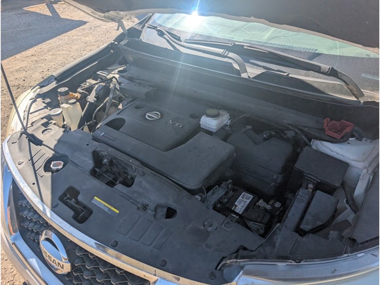 2014-nissan-pathfinder-image-17