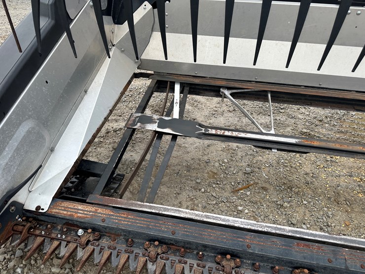 2022-mac-don-fd240-image-60