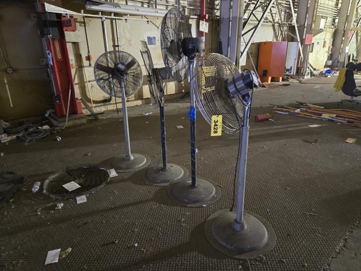 #3428-•-(4)-standing-fans-image-1
