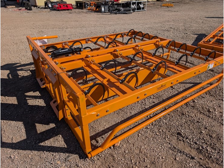 landhonor-skid-steer-hay-accumulator-grapple-image-4