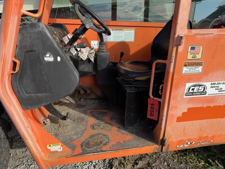 2006-jlg-g6-42a-image-23