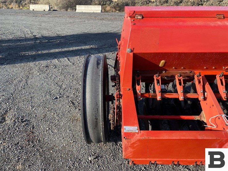 j.i.-case-5300-grain-drill-image-8