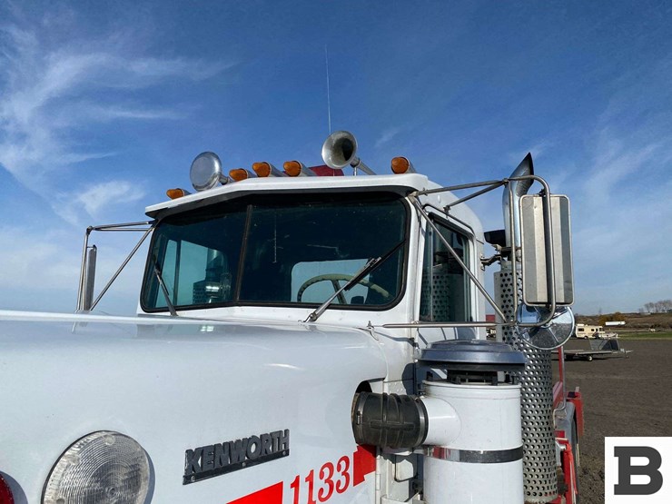 kenworth-w900a-image-10