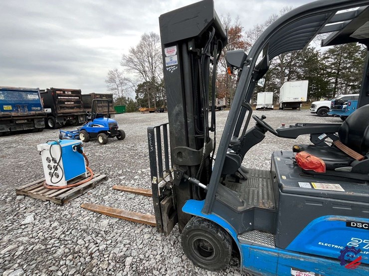 byd-ecb27c-forklift-electric-image-20