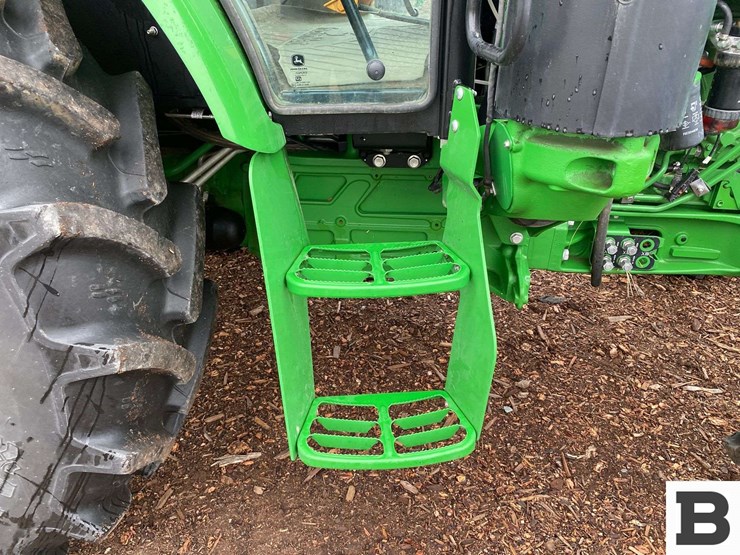 2018-john-deere-5090m-image-37
