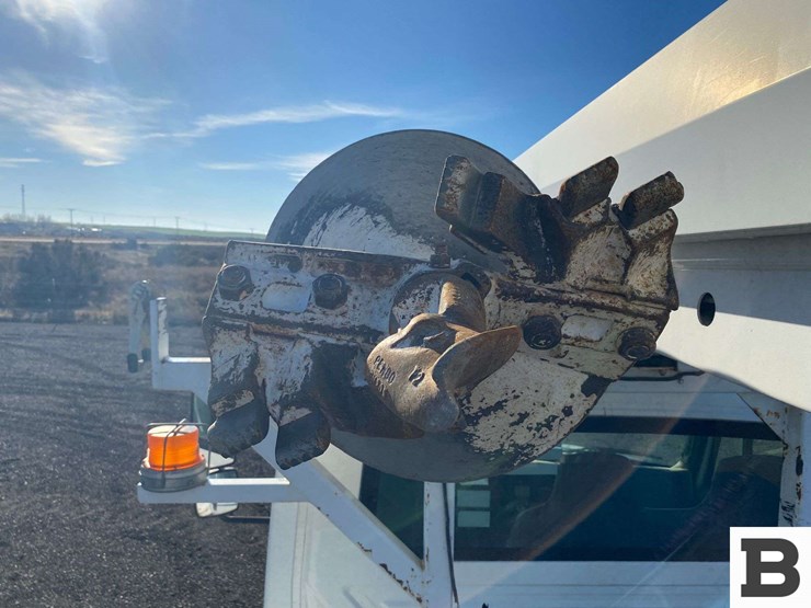 2011-international-durastar-4300-image-53