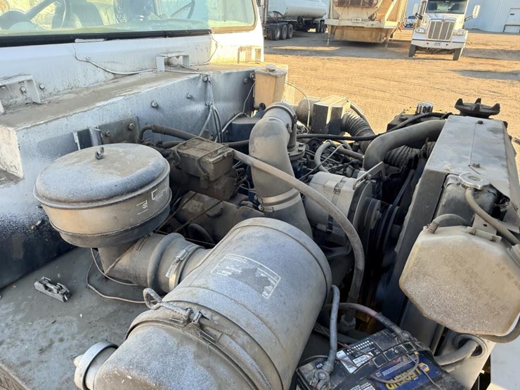 #1981-•-1990-mobil-sweeper-ahl-sweeper-truck-image-33