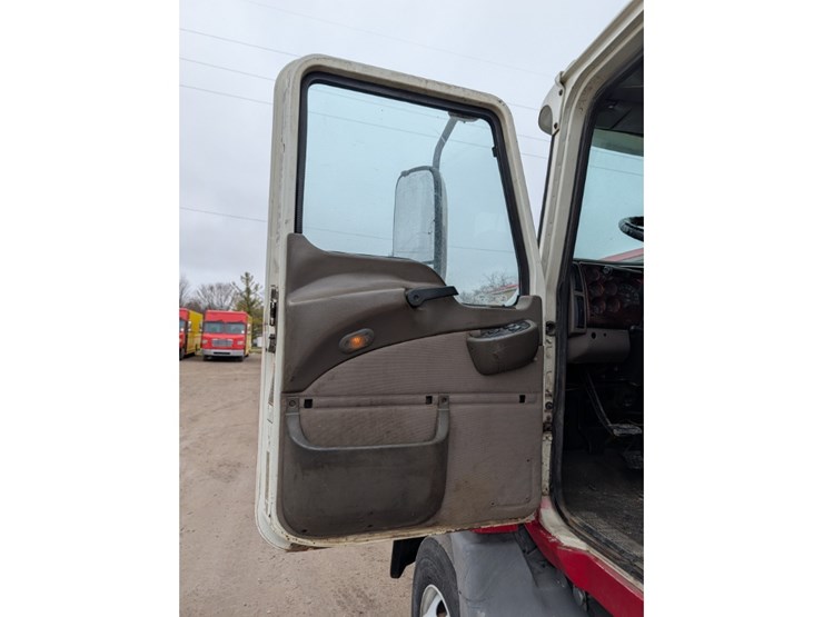 2007-mack-cxn613-daycab-image-16