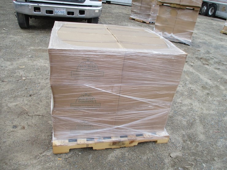 lot-of-square-cedar-wooden-plant-baskets,-image-2