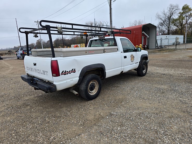 1997-chevrolet-k2500-image-18