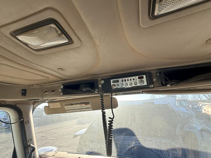 #1980-•-2008-international-eagle-day-cab-truck-tractor-image-38