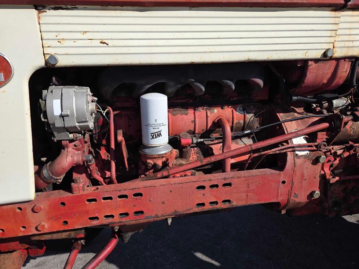 case-ih-560-image-13