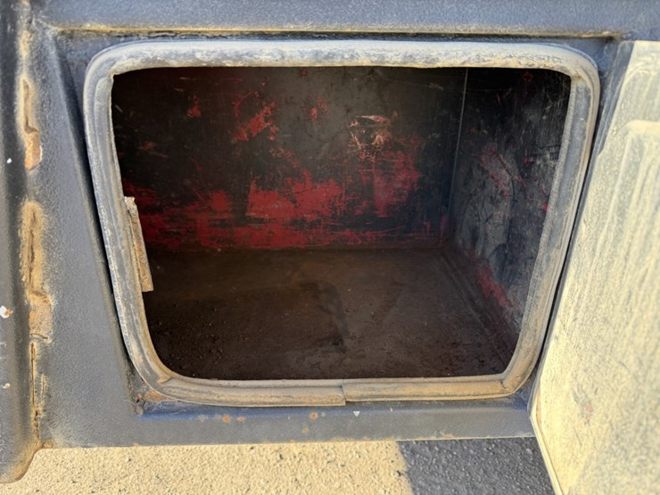 #1953-•-1998-ford-fuel-truck-image-54