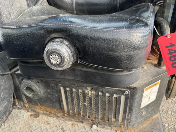 #1460-•-2014-genie-1056-telehandler-image-33