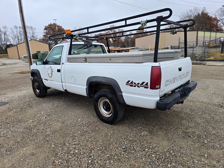 1997-chevrolet-k2500-image-11