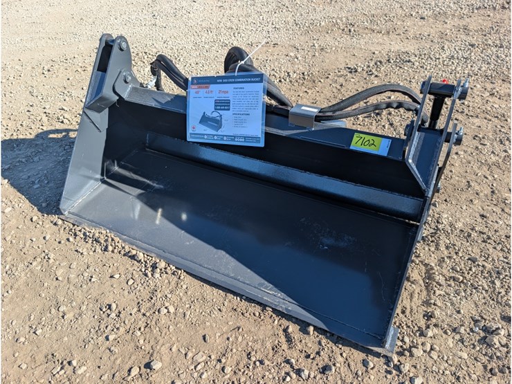 wolverine-mini-skid-steer-4-in-1-bucket-46"-image-1