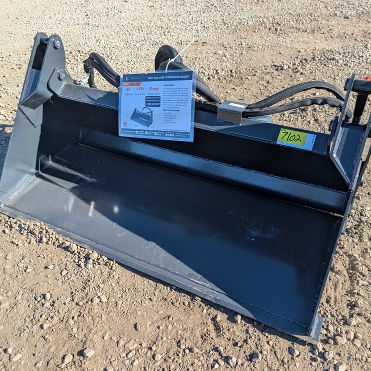 Wolverine Mini Skid Steer 4 in 1 Bucket 46"