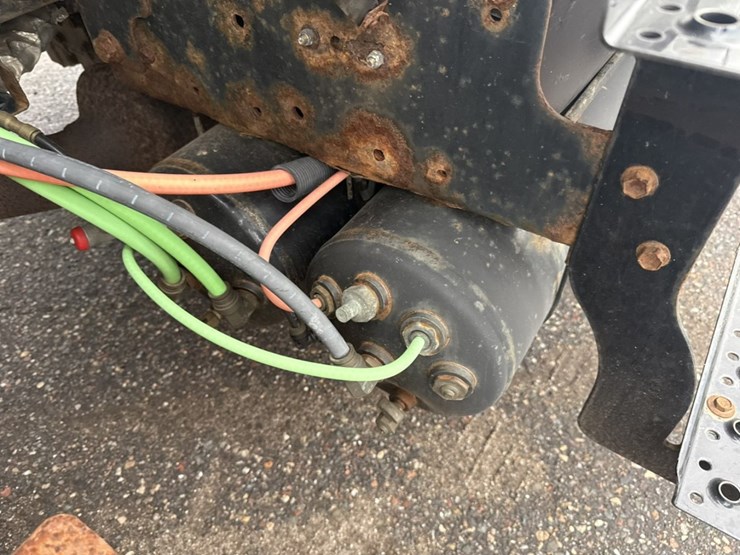 2013-international-4300-sba-image-48