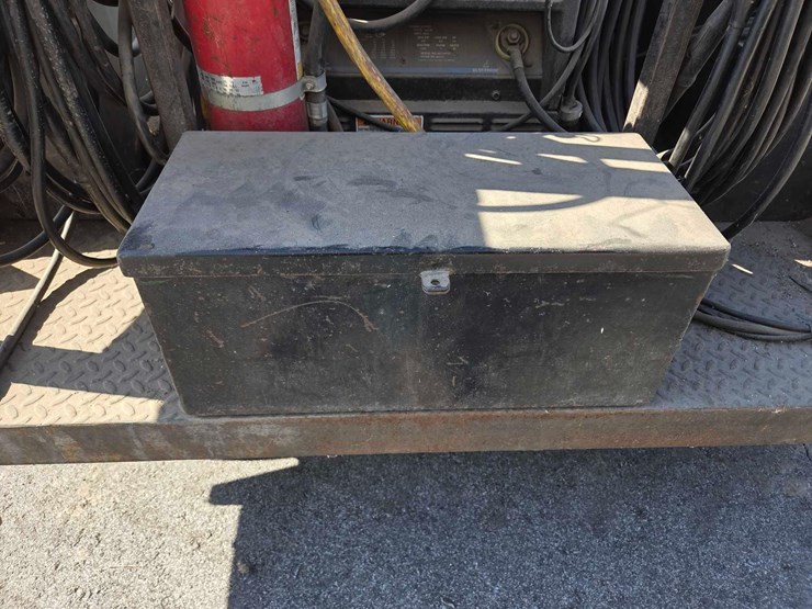 miller-bobcat-225g-image-22