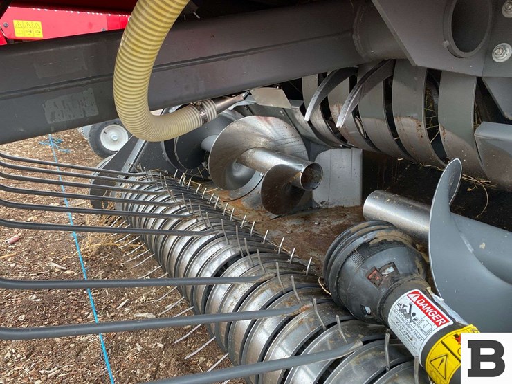 massey-ferguson-1844s-image-17