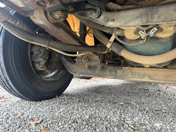 2005-international-pb105-image-16