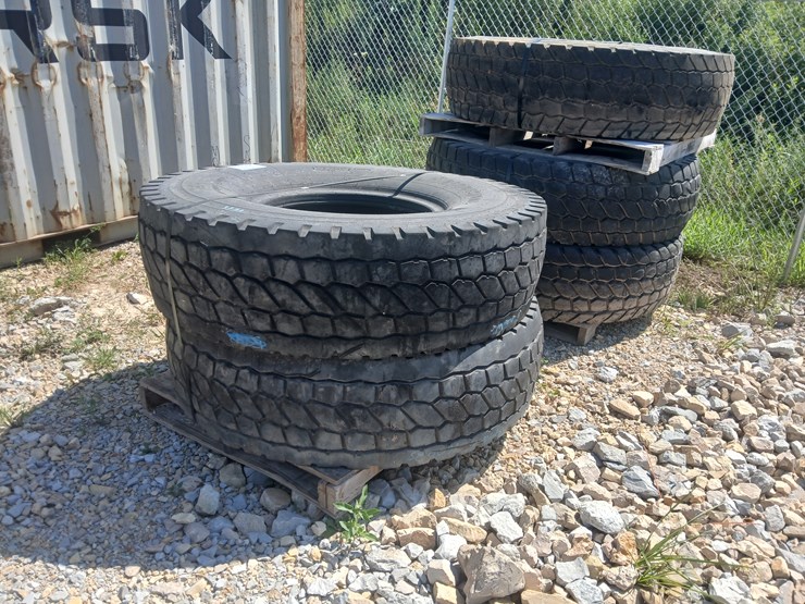 #20630-•-5--bridgestone-loader-tires-image-8