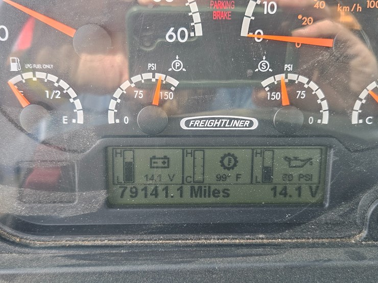 2016-freightliner-s2g-image-54