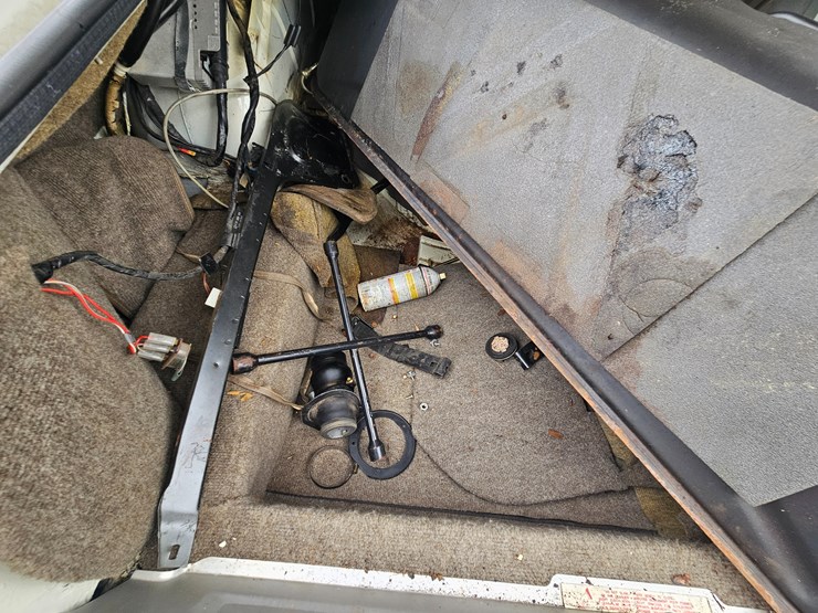 #21242-•-1990-jaguar-xjs-passenger-car-image-47