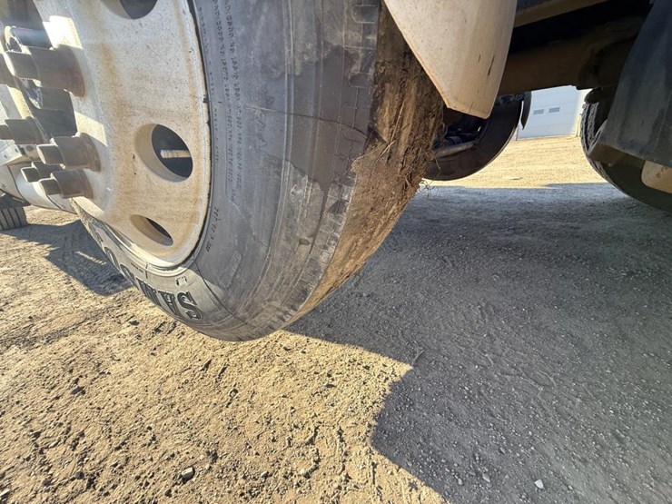 #1965-•-2008-international-eagle-day-cab-truck-tractor-image-56