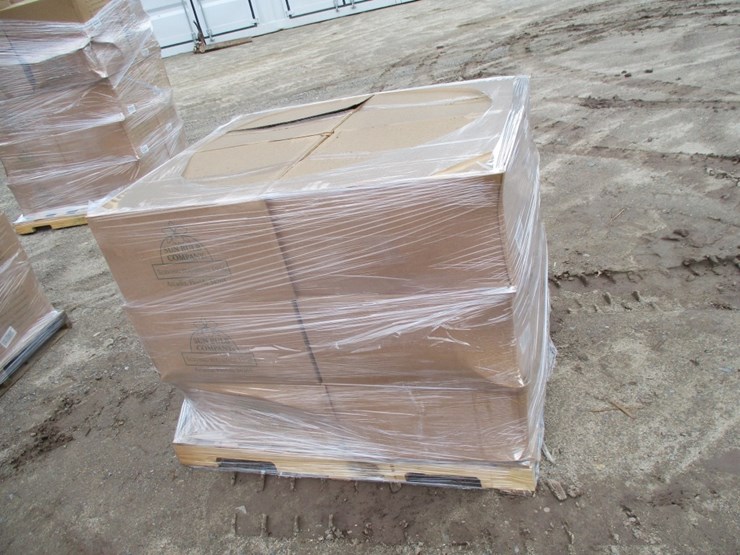 lot-of-square-cedar-wooden-plant-baskets,-image-2