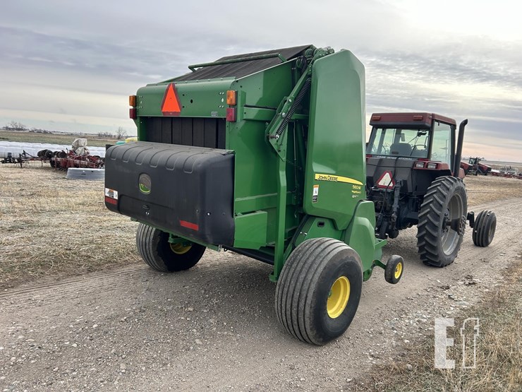2018-john-deere-560m-image-5